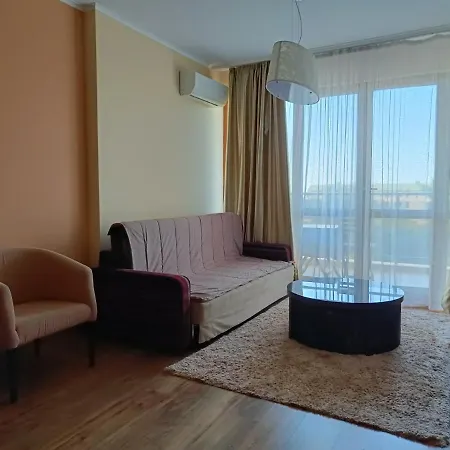 Apartamento приятна почивка на море в Golden Line